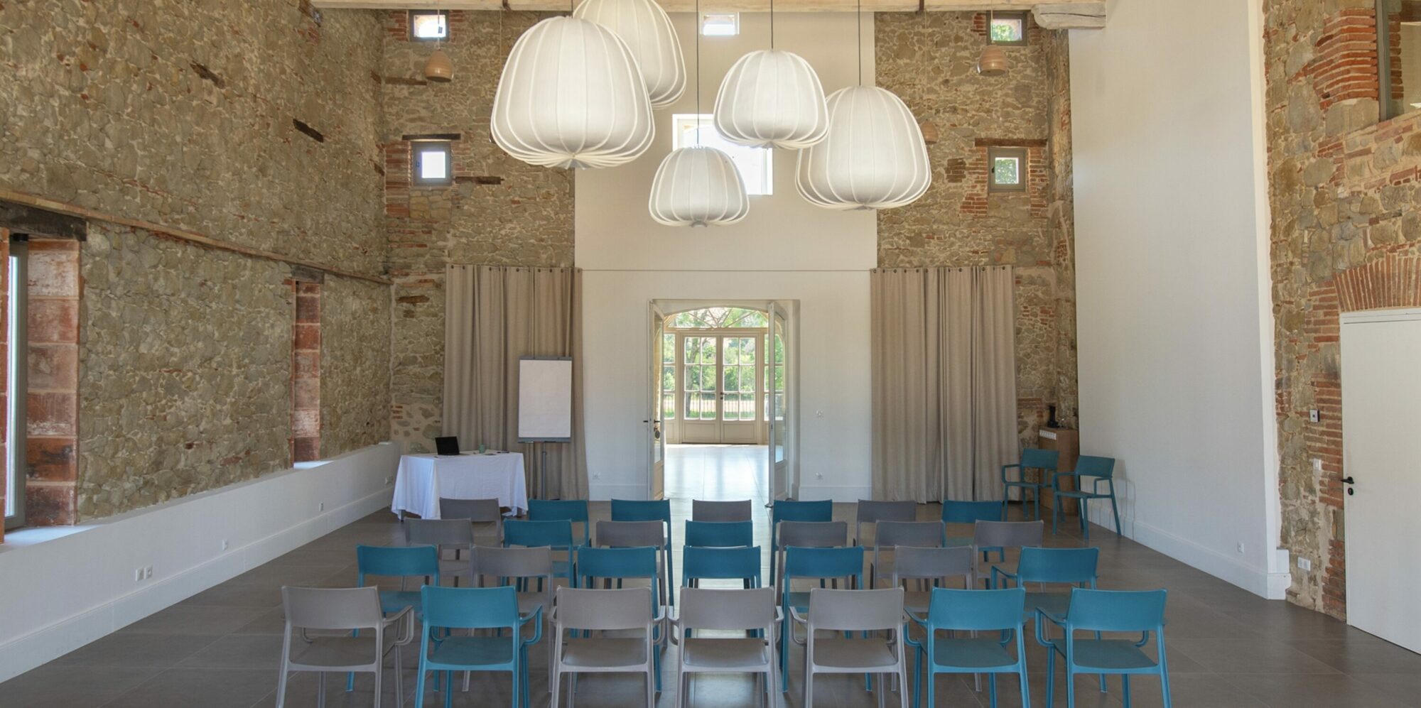 LA-BELONIE_HD_06-scaled