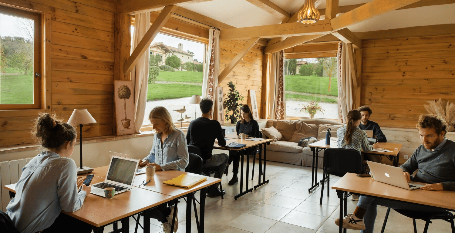 gite-segur-bergerie-seminaire-lumineux